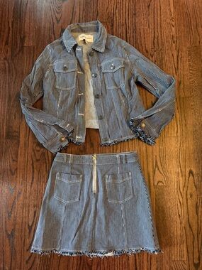 cupcakes & cashmere Navy and White Pinstripe Denim Set